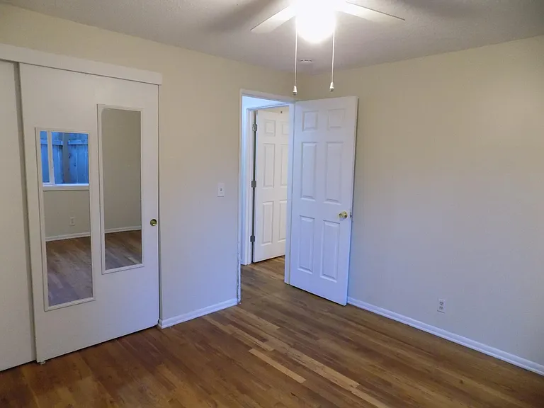 12020 SW Lincoln Ave — Photo 21