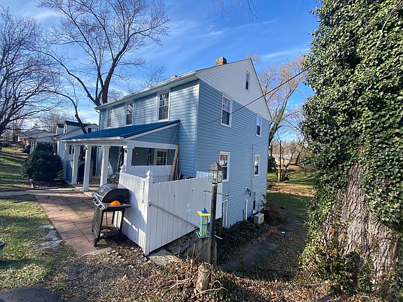 3rd image of 317B Graves Ave