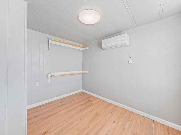 2nd image of 1892 S Maple Ave #B