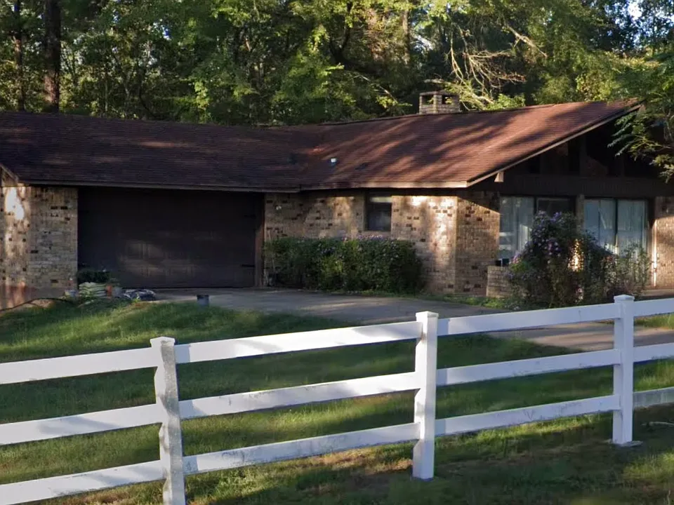 3627 Rifle Rd