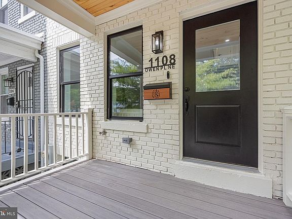 4th image of 1108 Owen Pl NE