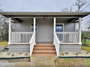 205 W M L King Jr Blvd, Taylor, TX 76574