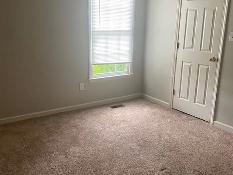 105 Labonte Dr — Photo 19