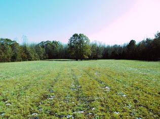 Country Club Rd, Paris, TN 38242