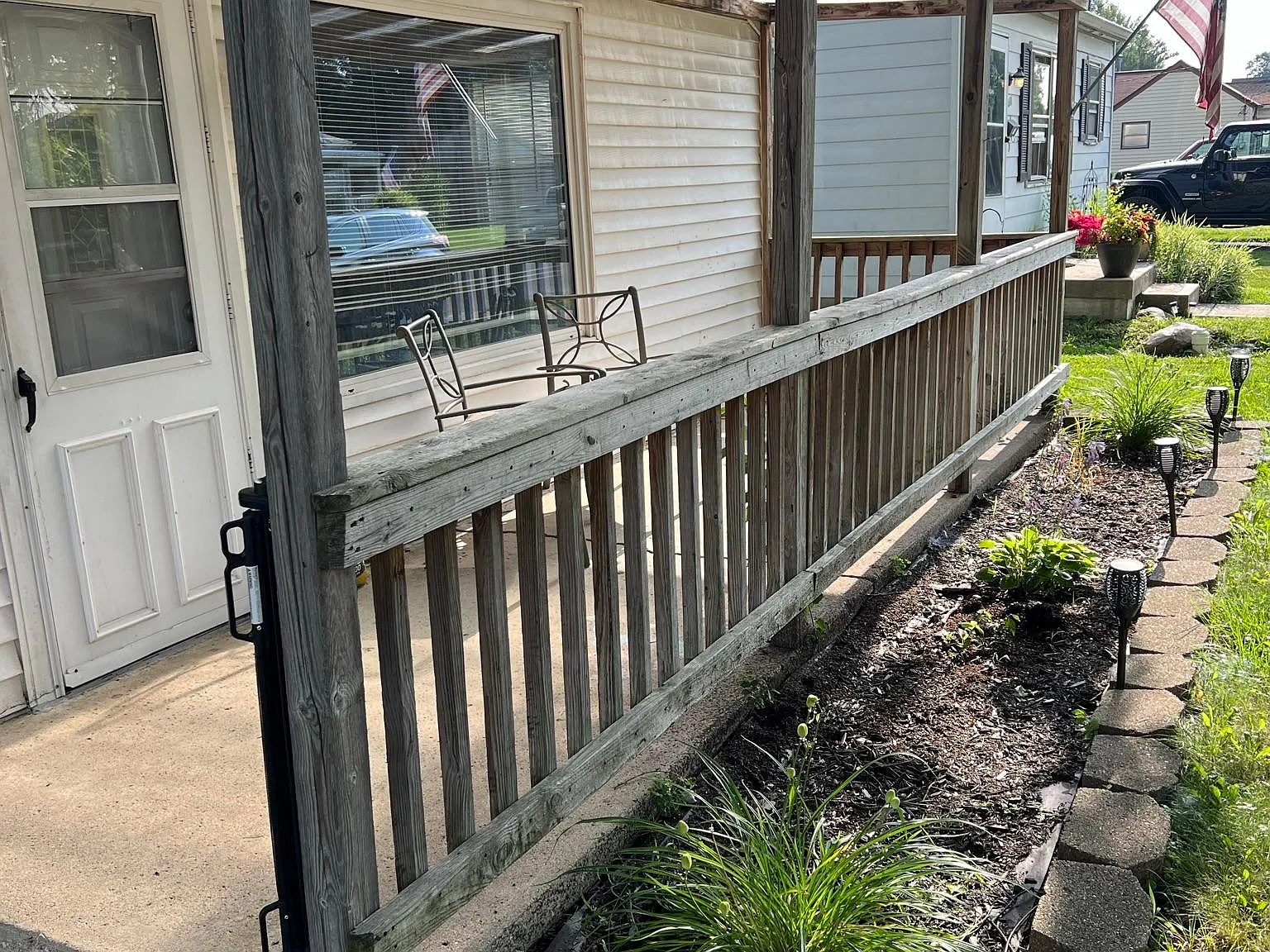 405 Hamilton St — Photo 3