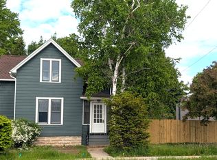 2316 Oregon St, Oshkosh, WI 54902