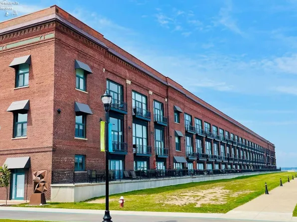 401 W Shoreline Dr Unit 99, Sandusky, OH 44870