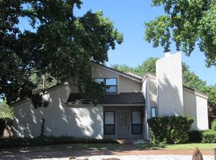 2001 Garden Oaks Dr, Arlington, TX 76012