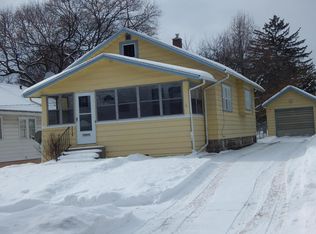 1137 Spring Ave NE, Grand Rapids, MI 49503