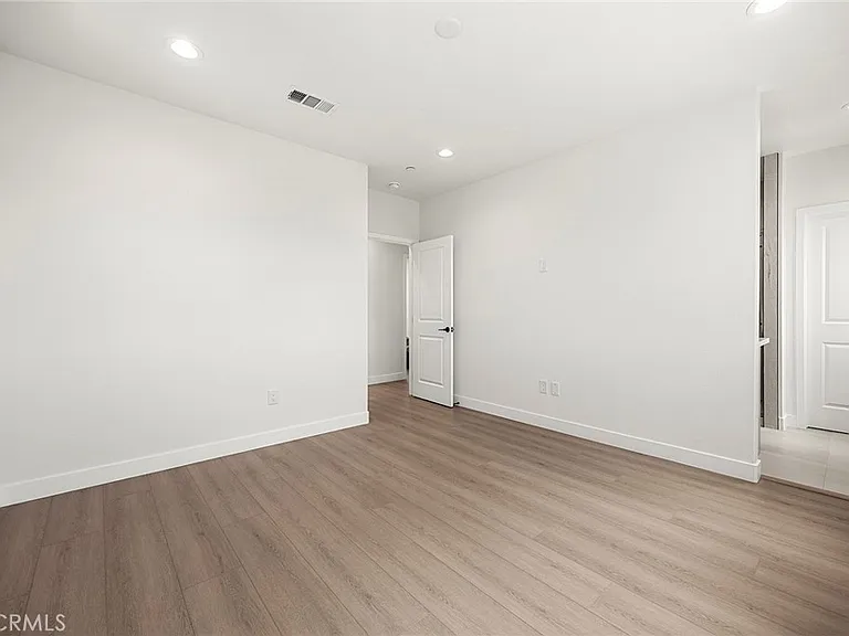 7692 9th St #105 — Photo 21