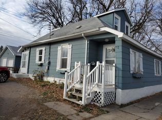 513 13th Ave S, Grand Forks, ND 58201