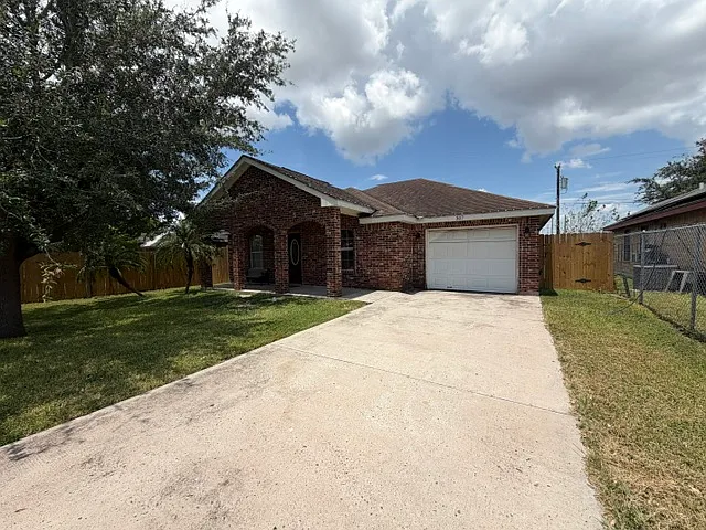 307 West Reid Drive - 1 — Photo 2
