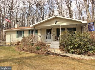 5627 Nancy Lou Ln, Stewartstown, PA 17363