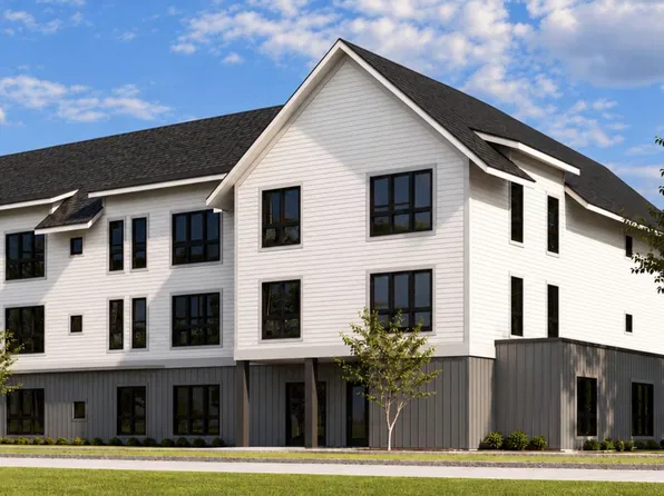 505 E Elm St, Urbana, IL 61802