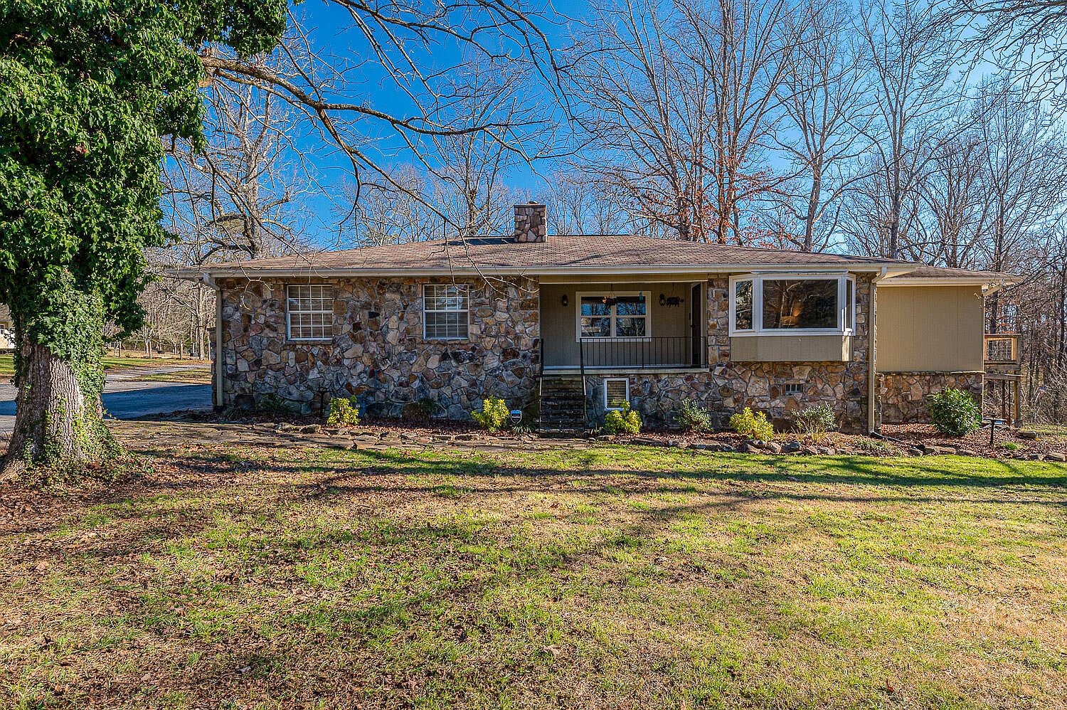 2920 Corral Rd, Signal Mountain, TN 37377 Zillow