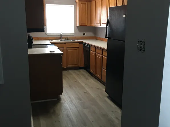 3300 N 5th St, Ocean Springs, MS 39564