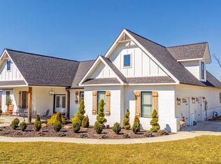 33 Greylee Ln, Morgantown, WV 26508