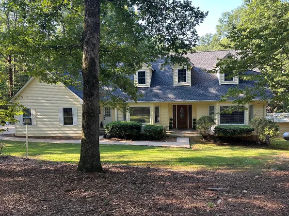 7344 Cherokee Ln, Murrayville, GA 30564