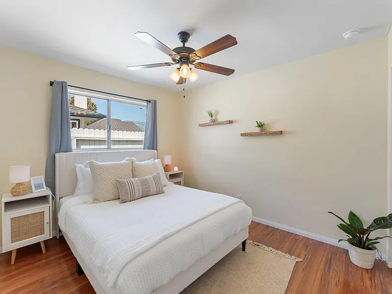 115 Brandon Dr — Photo 17