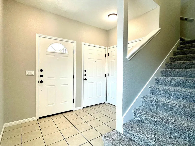 1207 W North Loop Blvd #A — Photo 4