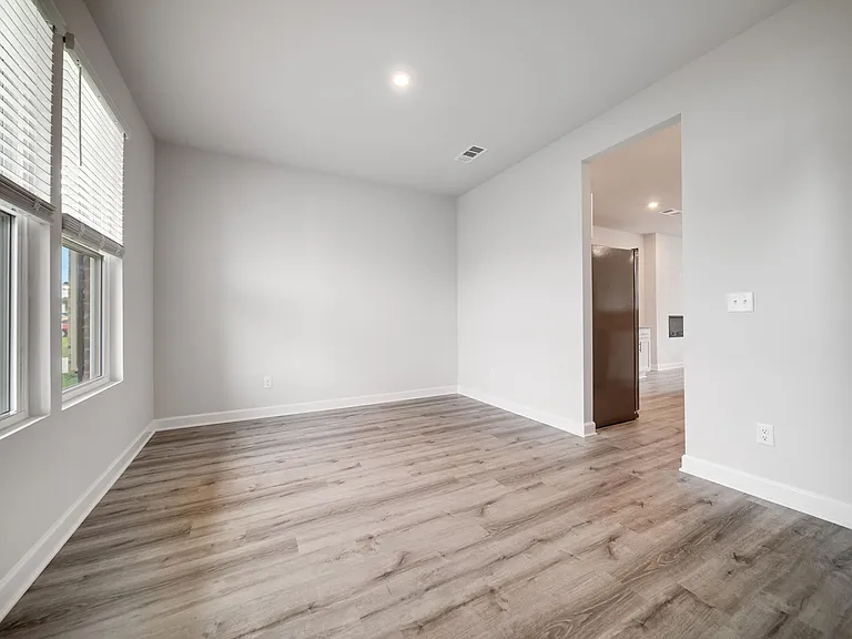 4511 Hoboken Way — Photo 7