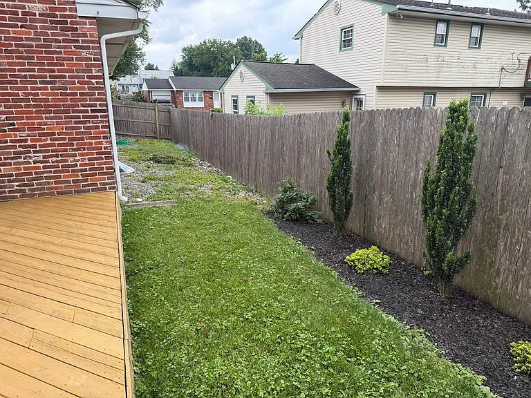 3211 Carillon Dr — Photo 29