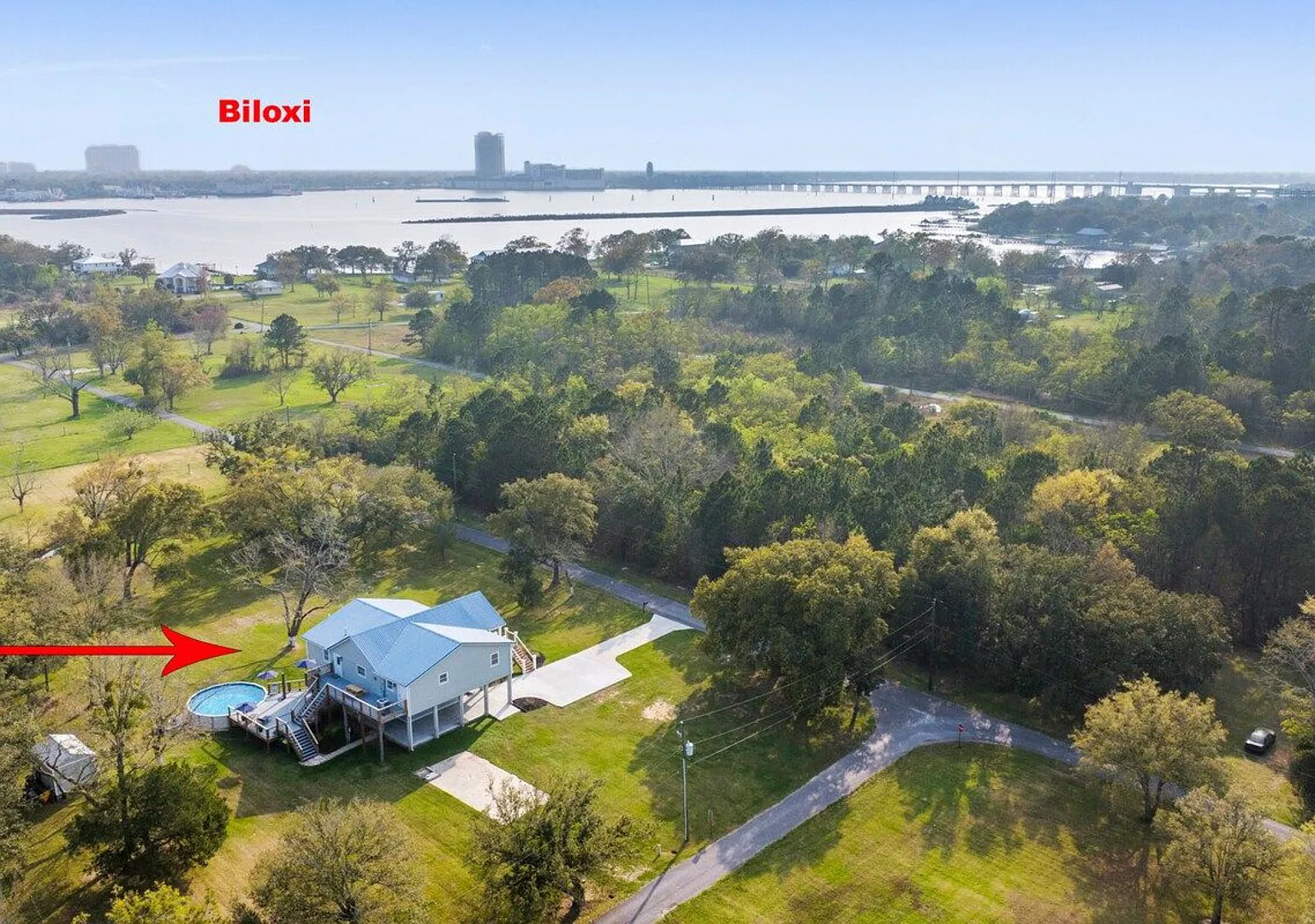 Waterfront Paradise with a Heated Pool & Fire Pit! — Photo 4