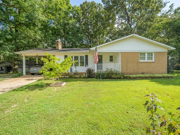 130 Neill Cemetery Dr, Savannah, TN 38372