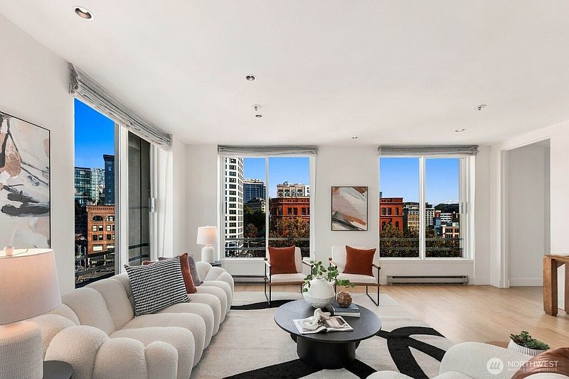 4th image of 100 1st Avenue S #7