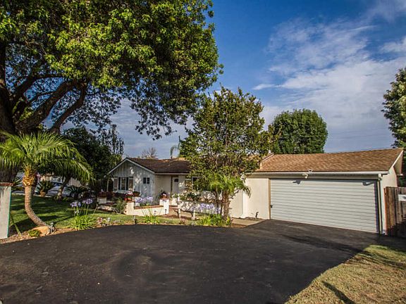 2nd image of 1330 Calle Bouganvilla
