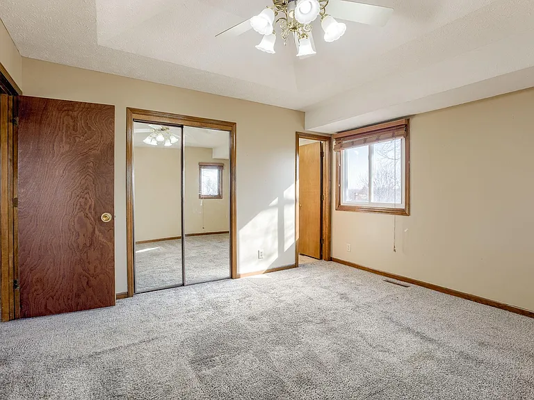 5019 N 126th Ave — Photo 16