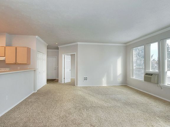 4th image of 22855 E Country Vista Dr Unit 465