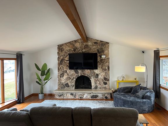 2nd image of 2403 N Verde Dr