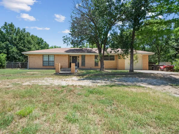 4106 Us Highway 81 N, Bowie, TX 76230