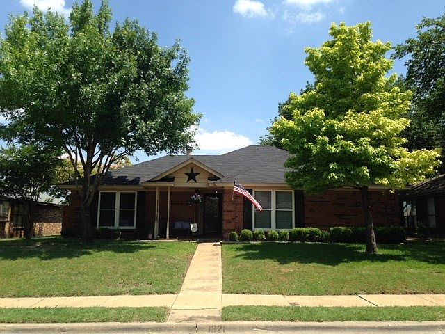 1st image of 1321 Marigold Dr