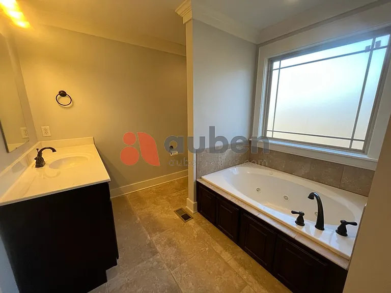 7302 Klingler Ln — Photo 13