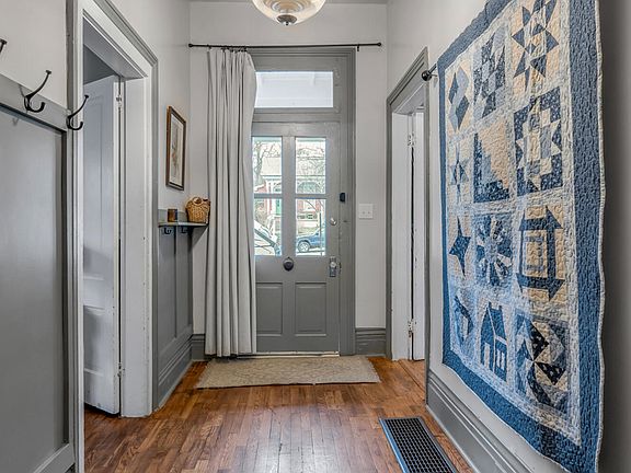 4th image of 418 Logan St
