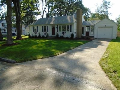 34 Cherry Hill Dr, Seekonk, MA, 02771