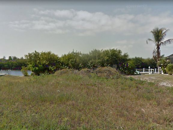 2nd image of 18722 Ayrshire Cir