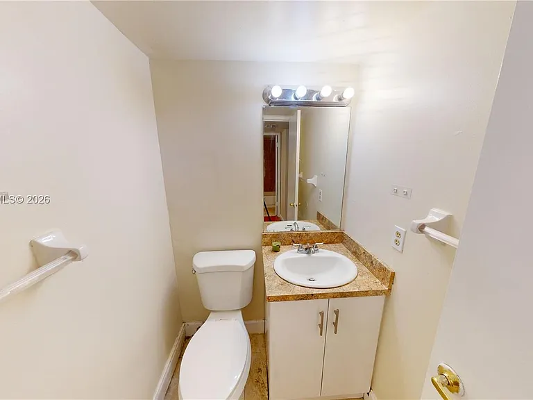 8860 Fontainebleau Blvd #405 — Photo 13
