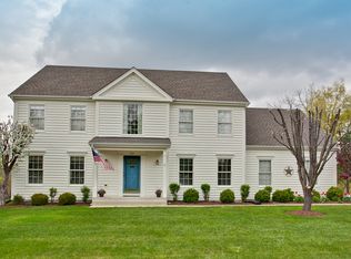 410 Jennifer Ln, Grayslake, IL 60030