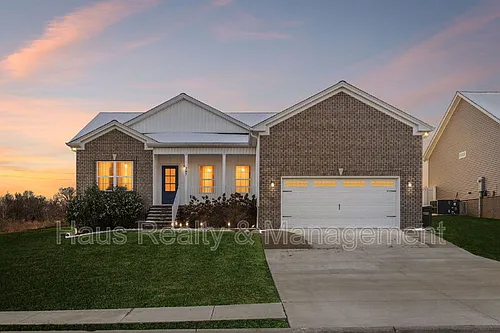 207 Bedford Ct Photo 1