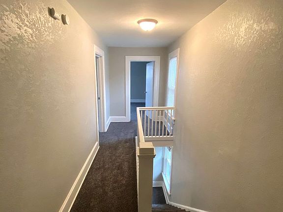 5th image of 915 Farnam St