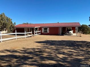 10221 E Happy Trails Rd, Kingman, AZ 86401