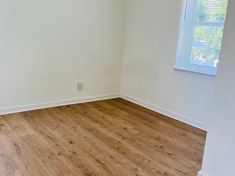 1117 N Kenilworth St — Photo 4