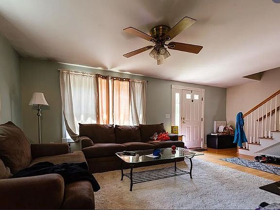 4th image of 117 Longfellow St #2