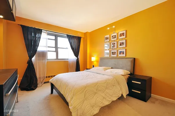 Sold by Corcoran | media 15