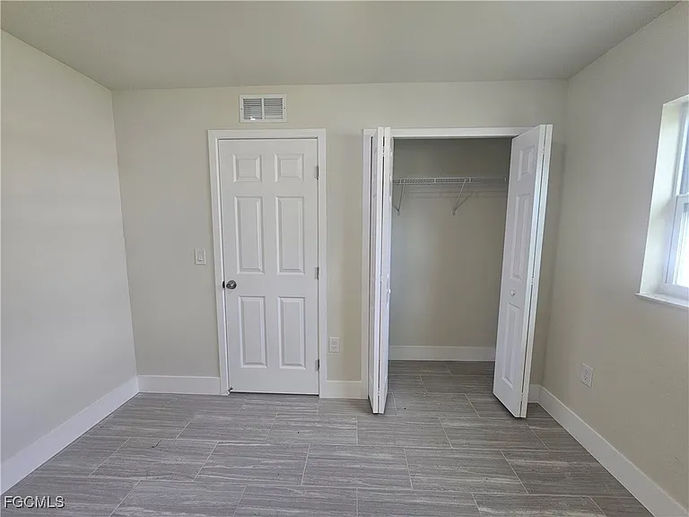 874 Apartment St E — Photo 10