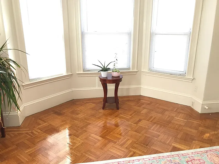 411 Adams St #2 — Photo 4