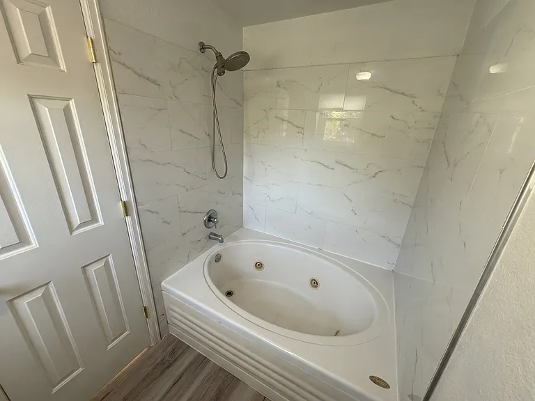 8043 Clay Dr — Photo 19